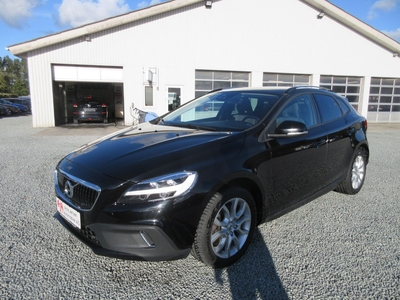 Volvo V40 CC 2,0 D3 150 Momentum aut. 5d