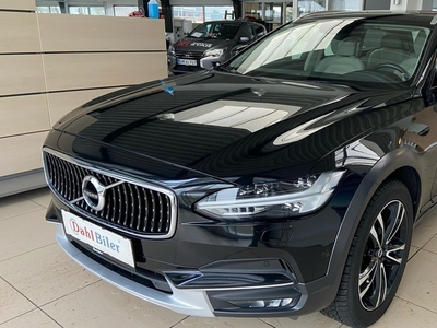 Volvo V90 Cross Country