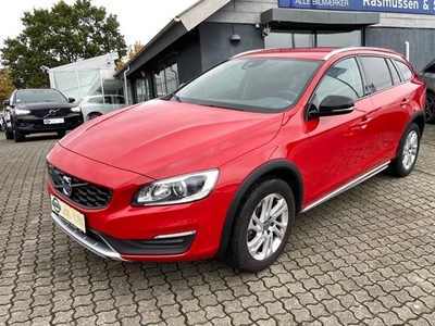 Volvo V60 Cross Country 2,0 D3 Momentum 150HK Stc 6g