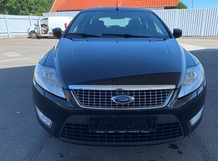 Ford Mondeo 2,0 2,0 Ambiente Benzin