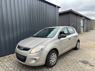 Hyundai i20 1,25 Classic 5d