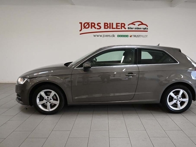 Audi A3 TFSi 122 Ambiente S-tr. - Halvkombi Aut.