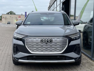 Audi Q4 e-tron Attitude quattro - CUV 4x4 Aut.