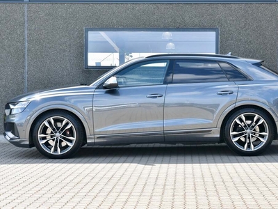 Audi SQ8 TDi quattro Tiptr. - SUV 4x4 Aut.