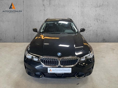 BMW 330e Touring Sport Line aut. - St.car Aut.