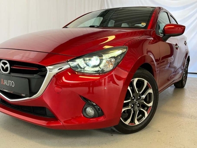 Mazda 2 SkyActiv-G 115 Optimum - Halvkombi