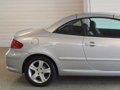 Peugeot 307 16V CC - Cabriolet Coupe