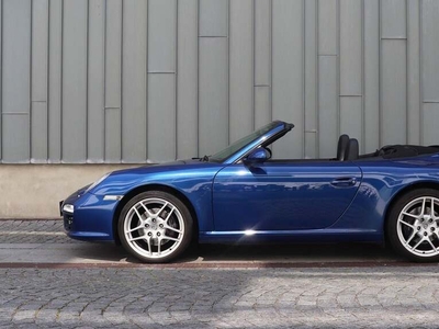 Porsche 911 Carrera Cabriolet - Cabriolet