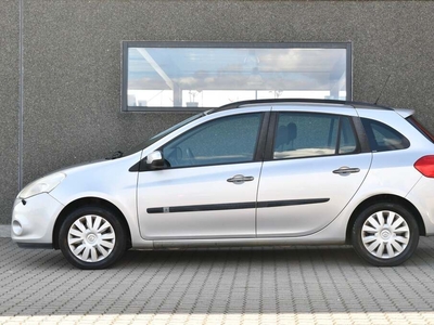 Renault Clio III 16V Authentique Sport Tourer - St.car