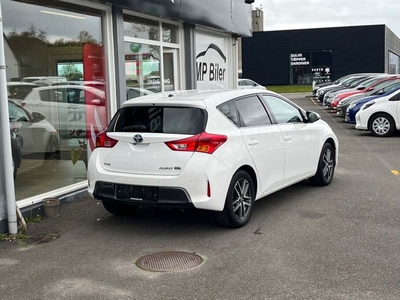 Toyota Auris Hybrid H2 Premium CVT - Halvkombi Aut.