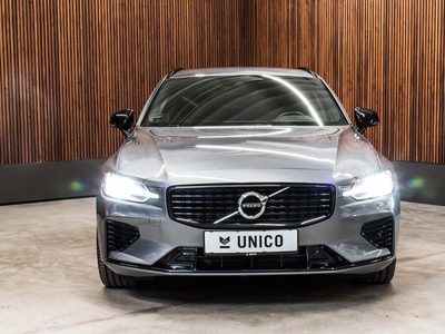 Volvo V60 T8 ReCharge R-Design aut. AWD - St.car 4x4 Aut.