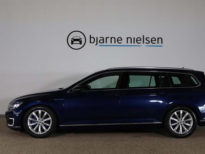 VW Passat GTE Variant DSG - St.car Aut.