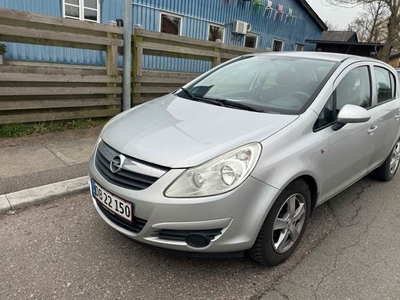 Opel Corsa 1,4 16V Cosmo aut.