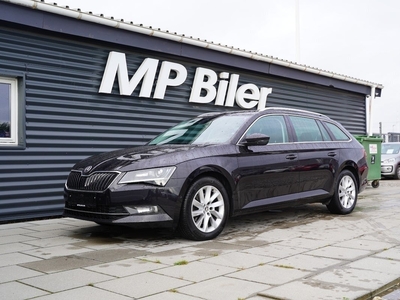 Skoda Superb 2,0 TDi 150 Style Combi DSG 5d