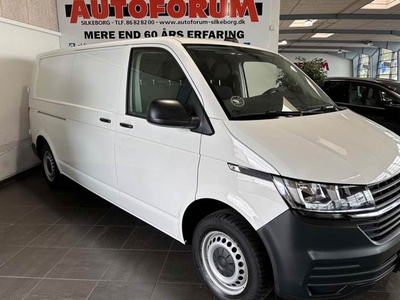 VW Transporter 2,0 TDi 110 Kassevogn lang