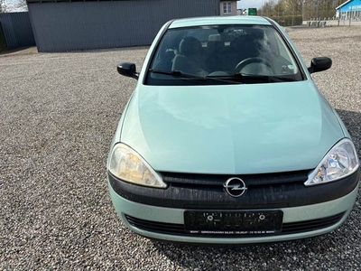 Opel Corsa 1,2 16V Family