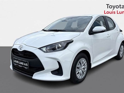 Toyota Yaris 1,0 VVT-I Essential 72HK 5d