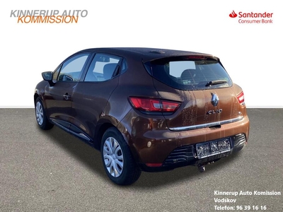 Renault Clio IV TCe 90 Expression - Halvkombi