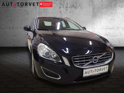 Volvo V60 T4 180 Kinetic aut. - St.car Aut.