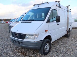 Mercedes Sprinter 4X4 KSV 300.