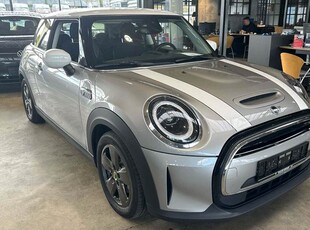 Mini Cooper SE Classic Trim