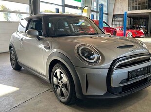 Mini Cooper SE Classic Trim