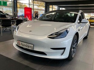 Tesla Model 3 RWD