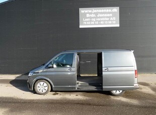 VW Transporter 2,0 Kort TDI BMT DSG 150HK Van 7g Aut.