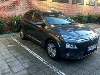 Hyundai Kona 64 EV Essential