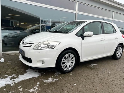 Toyota Auris 1,6 VVT-I T2 a/c M/M 132HK 5d