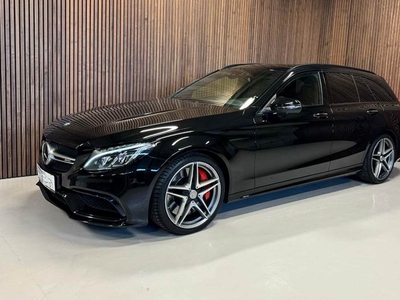 Mercedes C63 4,0 AMG S stc. aut.