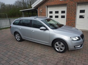 Skoda Octavia 1,4 TSi 140 Elegance Combi 5d