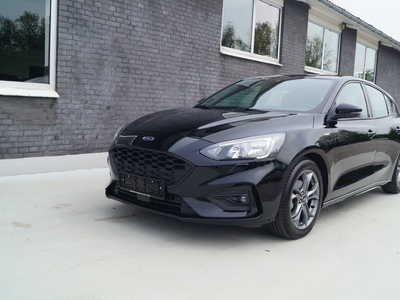 Ford Focus 1,5 EcoBoost ST-Line Business 5d