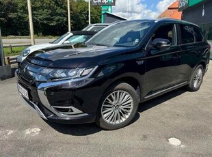 Mitsubishi Outlander 2,4 PHEV Instyle CVT 4WD