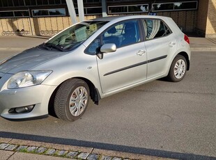 Toyota Auris 1,4 D-4D 5-DØRS HB