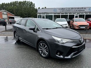 Toyota Avensis 2,0 D-4D T2 Executive Touring Sports