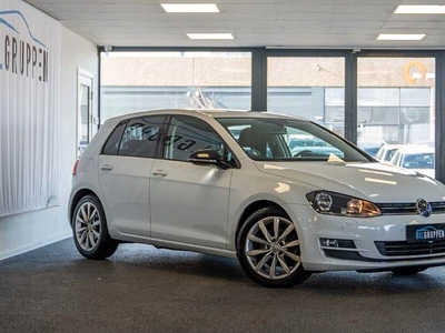 VW Golf VII 1,4 TSi 140 Highline DSG BMT