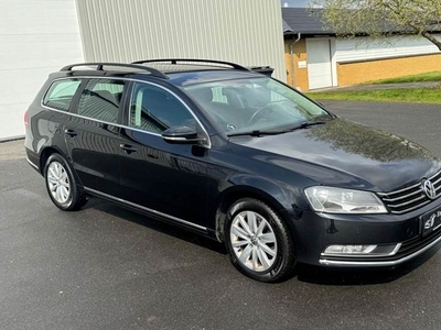 VW Passat 1,6 TDi 105 Highline Variant BMT