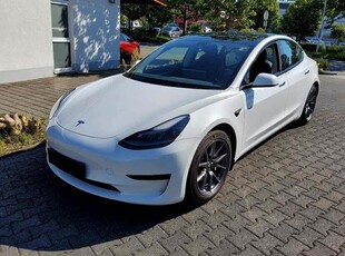 Tesla Model 3 Standard Range+ RWD