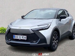 Toyota C-HR 2,0 Plugin-hybrid Style Smart Bi-tone E-CVT 223HK 5d Trinl. Gear