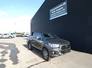 Toyota HiLux 2,4 Dobb.Kab. D-4D Black Edition 4x4 150HK DobKab Aut.