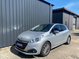 Peugeot 208 1,2 PureTech 82 Signature Sky