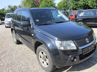 Suzuki Grand Vitara 2,0 GL 4x4 140HK Van