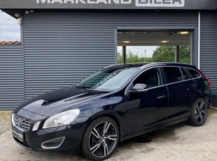 Volvo V60 2,4 D5 215 Summum aut.