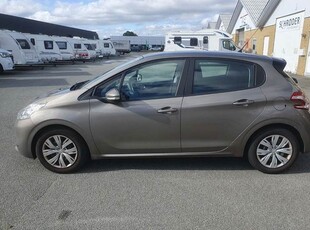 Peugeot 208 1,6 e-HDi 92 Active