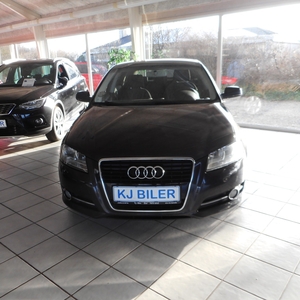 Audi A3 1,6 TDi Attraction Sportback S-tr. 5d