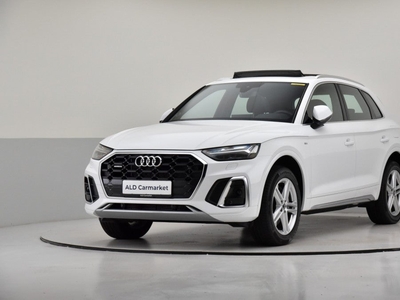 Audi Q5 50 TFSi e S-line quattro S-tr. 5d