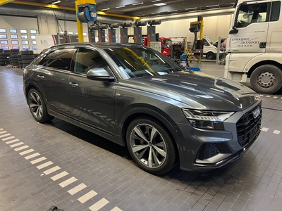 Audi Q8 50 TDi quattro Tiptr. 5d