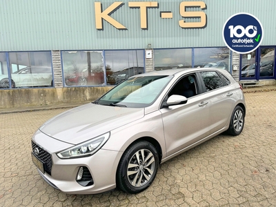 Hyundai i30 1,6 CRDi 110 Premium 5d