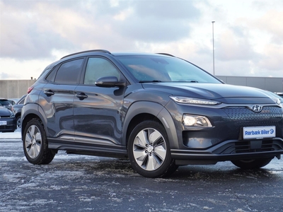 Hyundai Kona 64 EV Essential 5d